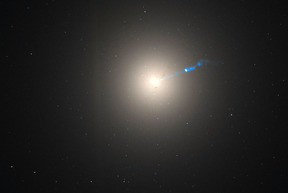 M87星系