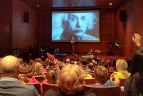 Robbert Dijkgraaf在IAS家庭科学讲座“爱因斯坦的梦想”中的演讲